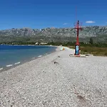 Vito Appartamento Starigrad Paklenica