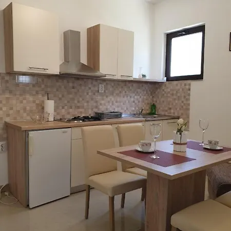 Vito Starigrad Paklenica