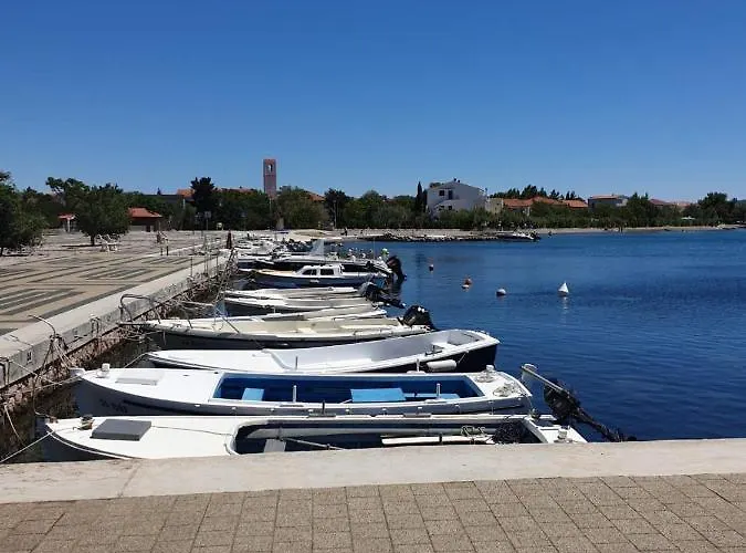 Апартаменты Vito Стариград-Пакленица