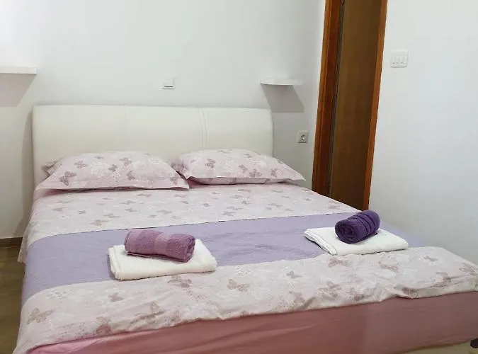 Апартаменты Vito Стариград-Пакленица